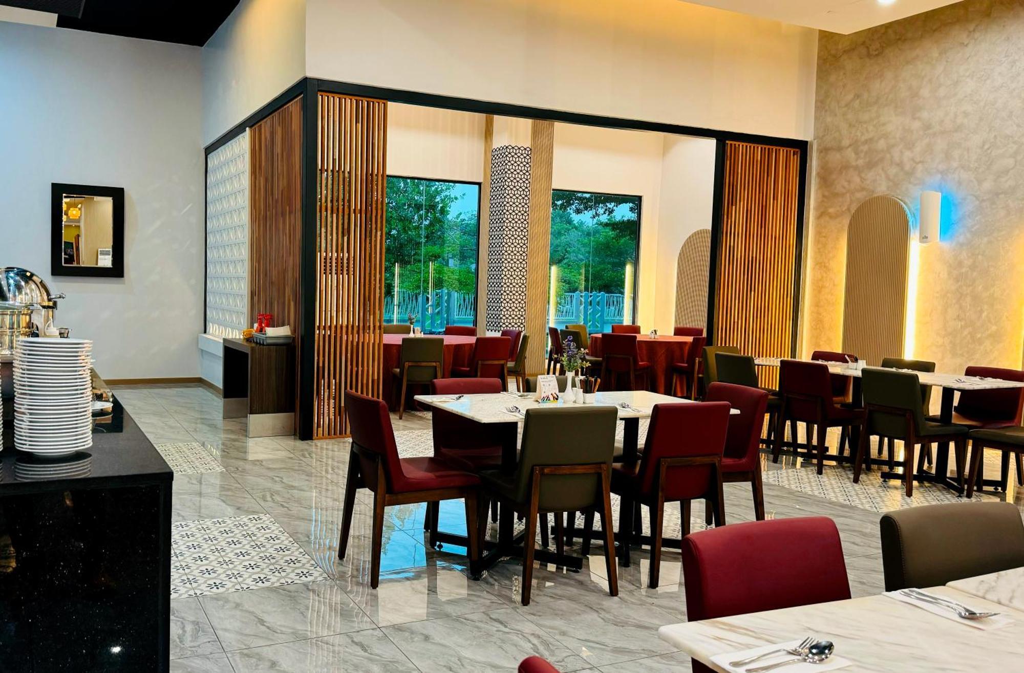 Raia Hotel & Convention Centre Alor Setar Exterior photo