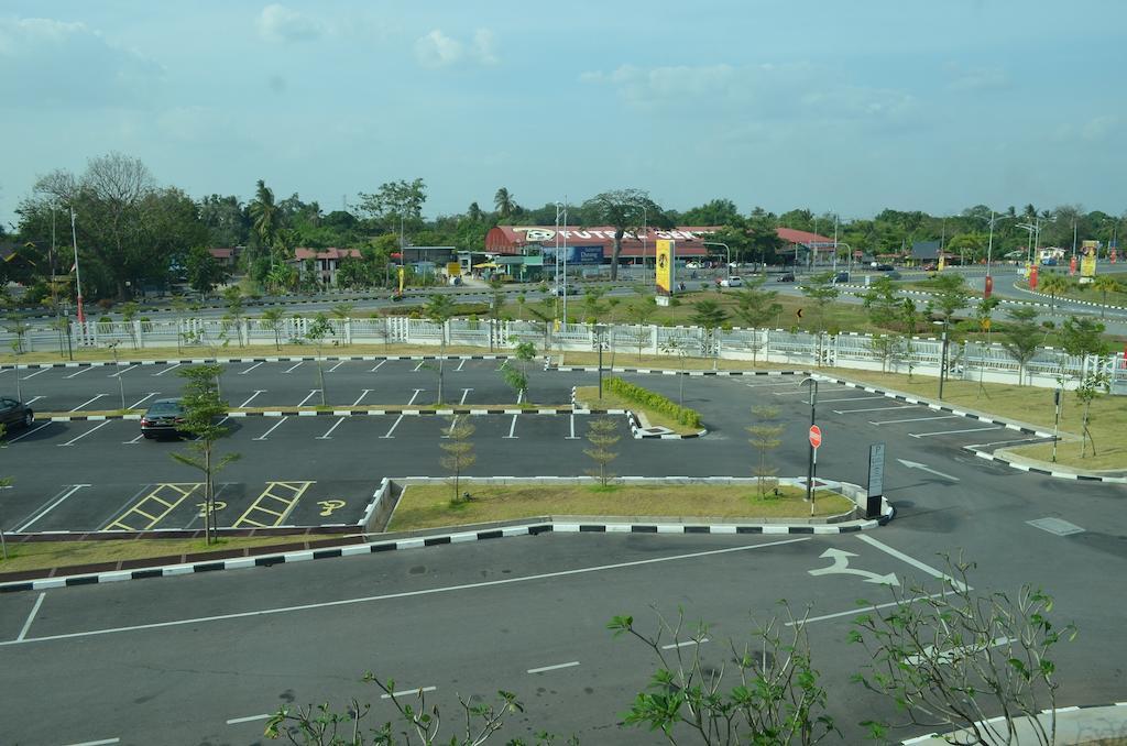 Raia Hotel & Convention Centre Alor Setar Exterior photo