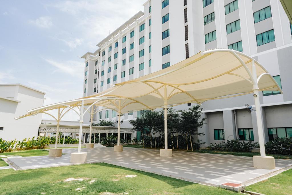 Raia Hotel & Convention Centre Alor Setar Exterior photo
